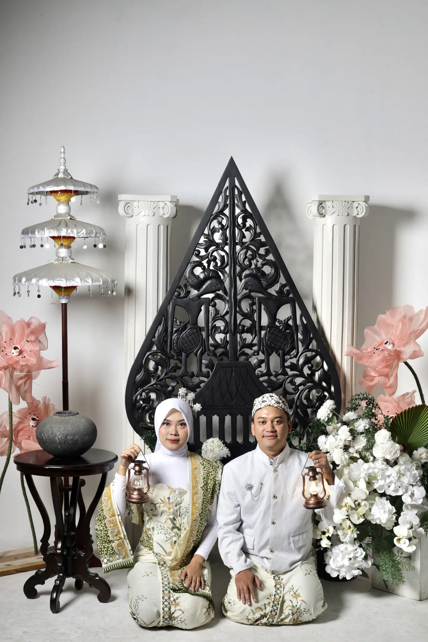 Momen Aldhi dan Dina